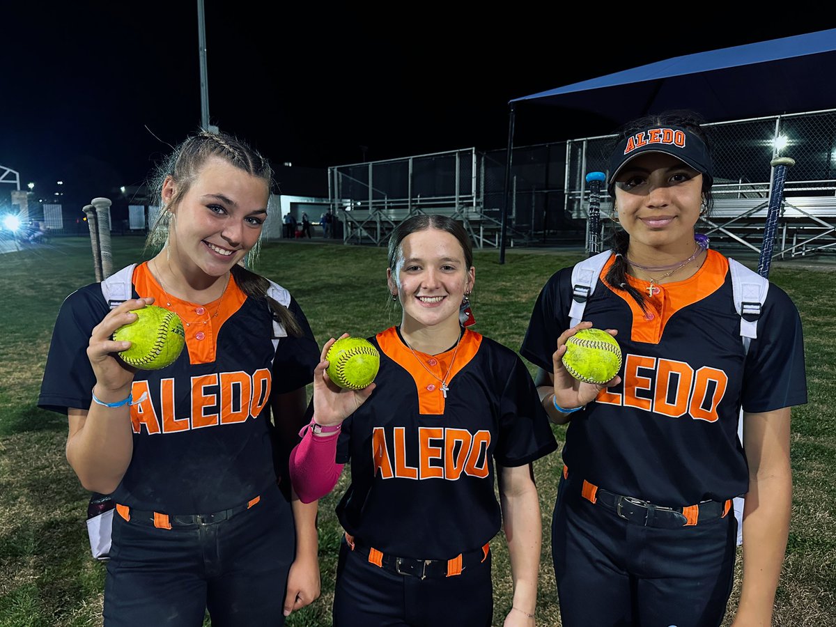 Ladycat Softball (@ladycatsoftbal1) on Twitter photo #Ladycatsoftball moves to 5-0 in district with a 10-0 (5) win over Granbury! 👏
⭐️💣 <a href="/KyleighPawlak30/">Kyleigh Pawlak</a>, <a href="/marina_taveras3/">Marina Taveras</a> & <a href="/JordynE_2026/">Jordyn Edington</a>
⭐️Taveras 2-3, RBI, 2 runs
⭐️<a href="/addieperry2025/">Addie Perry</a> 2-3, 2B, RBI, run
⭐️<a href="/HeckathornLily/">Lily Heckathorn</a> 5 IP, 1 hit, 7 Ks
⭐️<a href="/KellynOver7409/">Kellyn Overturff</a> 2 RBI triple
Go Ladycats! #Ladycatsoftball moves to 5-0 in district with a 10-0 (5) win over Granbury! 👏
⭐️💣 <a href="/KyleighPawlak30/">Kyleigh Pawlak</a>, <a href="/marina_taveras3/">Marina Taveras</a> & <a href="/JordynE_2026/">Jordyn Edington</a>
⭐️Taveras 2-3, RBI, 2 runs
⭐️<a href="/addieperry2025/">Addie Perry</a> 2-3, 2B, RBI, run
⭐️<a href="/HeckathornLily/">Lily Heckathorn</a> 5 IP, 1 hit, 7 Ks
⭐️<a href="/KellynOver7409/">Kellyn Overturff</a> 2 RBI triple
Go Ladycats!