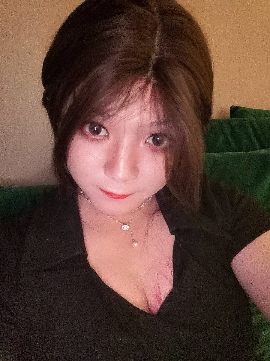 hanruio1's tweet photo. #伪娘 #男の娘 #女装子 #母狗 #肉便器 #雌堕 #反差婊 #人妖 #北京伪娘 #北京CD
今天是少妇哦 https://t.co/82XlNKUzOS