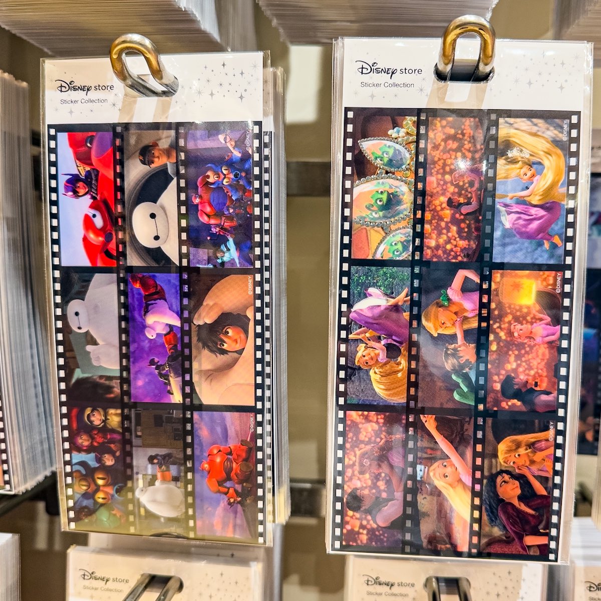 フィルムデザインがかわいい！ 「ディズニーストア」 ベイマックス、塔