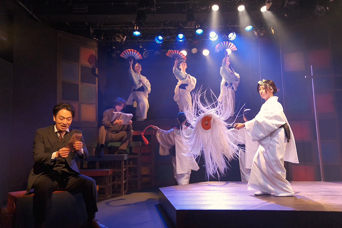 aminchu_24's tweet photo. 玄狐公演『舞姫〜盟星座の住人達〜』
今回私は裏狐として
チケット、パンフレット、衣装など作りながら制作務めさせていただいてます🦊
舞台で輝く役者たち、精一杯生きているこの世界の住人達を
是非、肌で感じていただきたいな☺️
残り3公演❤️‍🔥劇場でお待ちしてます🌸

#舞姫 
#玄狐 https://t.co/iHCE6RVcS2