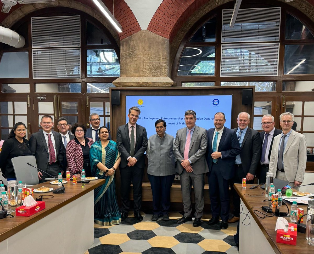 All India Radio News (@airnewsalerts) on Twitter photo Maharashtra government holds discussion with a German delegation from the Economic and Political Department of Baden-Württemberg, on employment opportunities and skill development in Mumbai.
#India #Maharashtra #Germany
<a href="/CMOMaharashtra/">CMO Maharashtra</a> <a href="/MahaDGIPR/">MAHARASHTRA DGIPR</a> <a href="/PIBMumbai/">PIB in Maharashtra 🇮🇳</a> Maharashtra government holds discussion with a German delegation from the Economic and Political Department of Baden-Württemberg, on employment opportunities and skill development in Mumbai.
#India #Maharashtra #Germany
<a href="/CMOMaharashtra/">CMO Maharashtra</a> <a href="/MahaDGIPR/">MAHARASHTRA DGIPR</a> <a href="/PIBMumbai/">PIB in Maharashtra 🇮🇳</a>