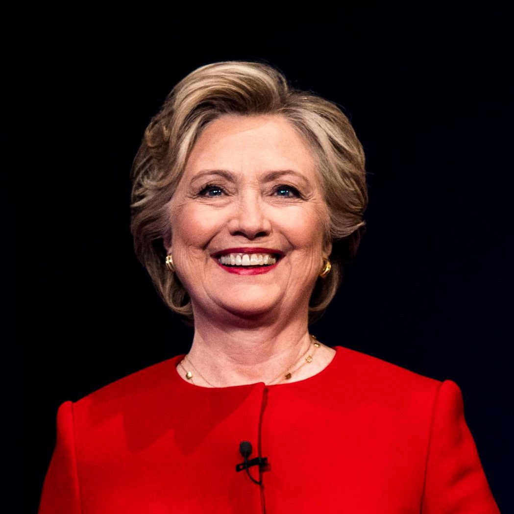 DisavowTrump20's tweet image. Donald Trump has revoked the security clearances of Kamala Harris, Hillary Clinton, Liz Cheney, and Jill Biden. Why? Because weak men are afraid of strong women.

RETWEET if you’re proud to stand with these strong women against Donald Trump!