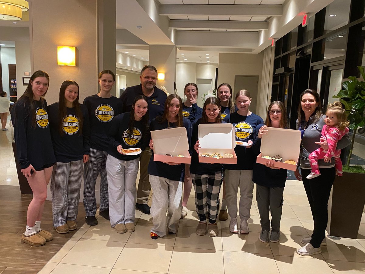 Section6GirlsBBall tweet media