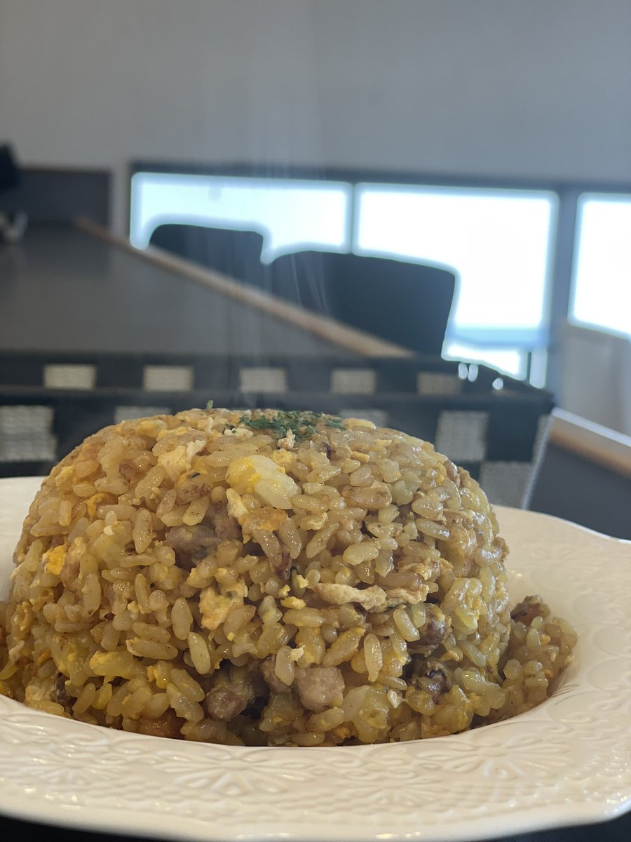 __addition__1's tweet photo. 裏メニューのチャーハン。
できる日とできない日があります🙇

お持ち帰りもok👌 https://t.co/GryTKUt2ld