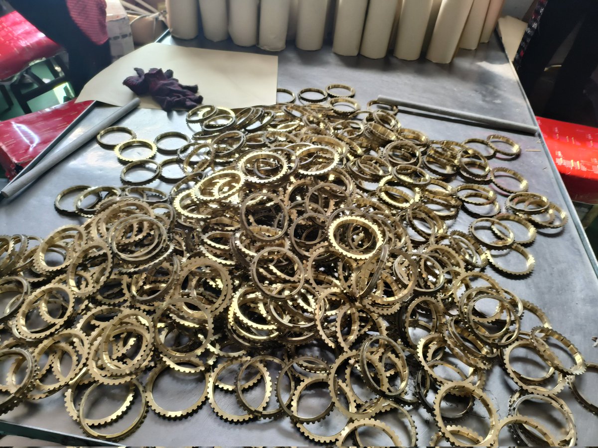 Jerryautop's tweet image. how about your weekend we are busy for working 😂 #spareparts#ourproducts #genuinequalityparts
#gearbox #differentials #aftermarket