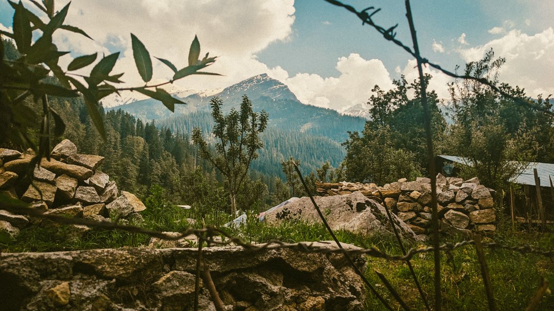 Free Wallpapers: unsplash.com/divyanshsagar