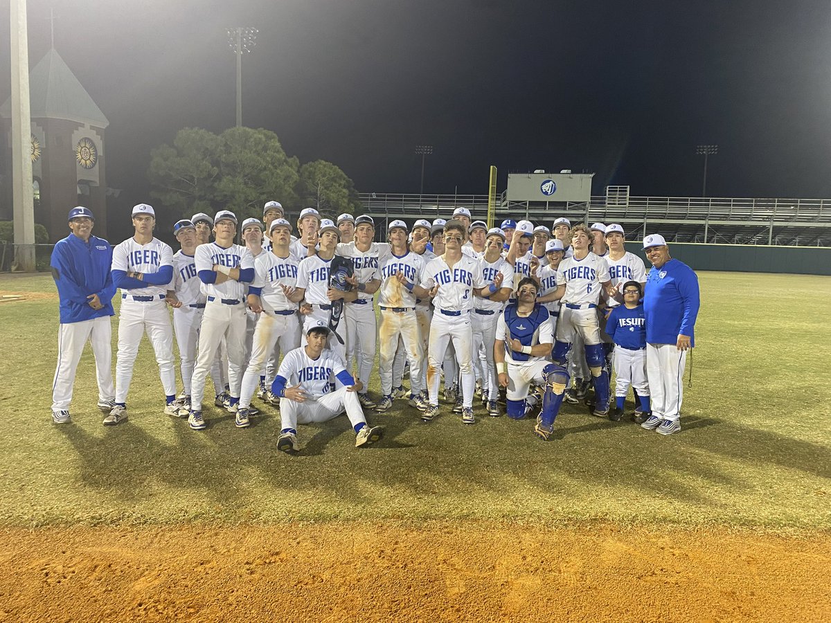 Jesuit Baseball (@jesuitbaseball) on Twitter photo Win #13 Great ballgame tonight against a really talented team. <a href="/Ryanthompson164/">Ryan Thompson</a> with the win, <a href="/CannonMurtagh/">Cannon Murtagh</a> with a 💣 and <a href="/BenBurke_19/">Ben Burke</a> wins the belt by earning the save. Back in action on Tuesday night at home. #Dominate #DoYourJob #AMDG Win #13 Great ballgame tonight against a really talented team. <a href="/Ryanthompson164/">Ryan Thompson</a> with the win, <a href="/CannonMurtagh/">Cannon Murtagh</a> with a 💣 and <a href="/BenBurke_19/">Ben Burke</a> wins the belt by earning the save. Back in action on Tuesday night at home. #Dominate #DoYourJob #AMDG