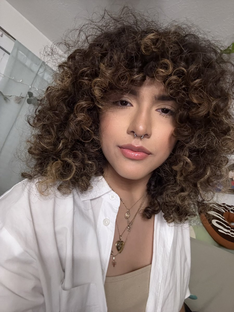 sandy :p🦭🪼 tweet media