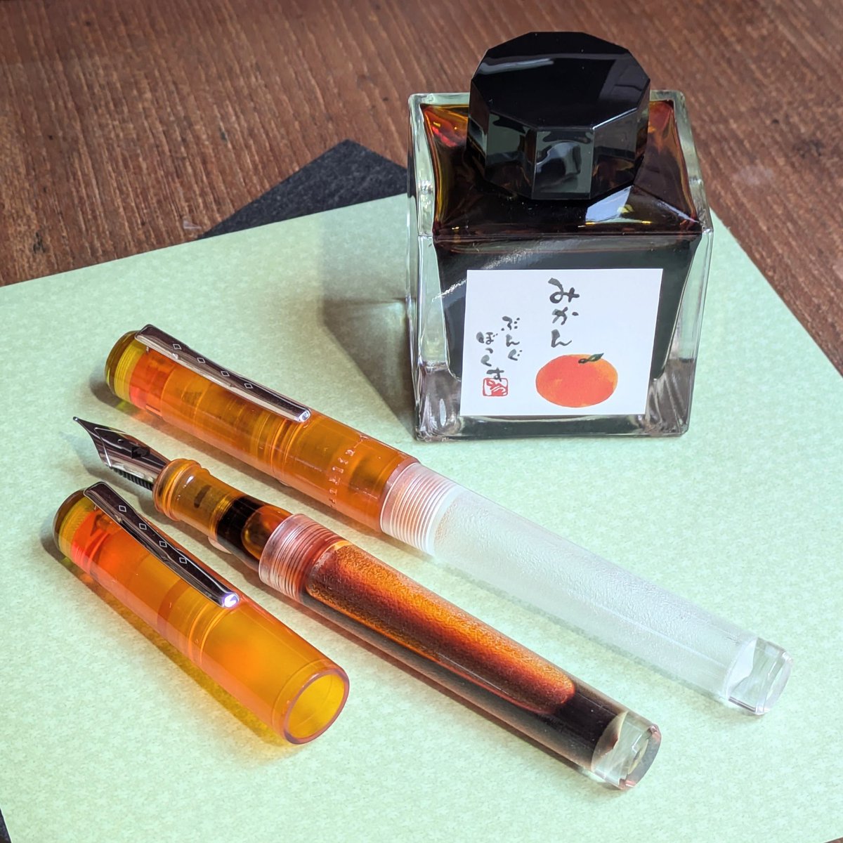 アイドロッパー万年筆 BUNGUBOX x Franklin-Christoph 完全新作! BUNGUBOX × Franklin-Christoph コラボ万年筆“凍りみかん