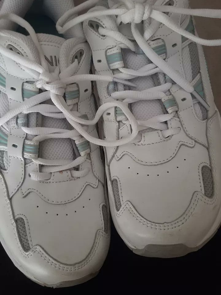 DiscountsWear's tweet image. FOR SALE 
WOMEN'S VIONIC 23 WALK LEATHER SHOES
SIZE 9.5 GREAT PRICE!
#vionic #vionicshoes #vionicleathersneakers #shoes #travel #cruise #resort #nature #gardening #fitness #health #comfortshoes #rv #camping #walkingshoes #forsale #deals #fun

WEARITAGAIN DISCOUNTS | eBay Stores