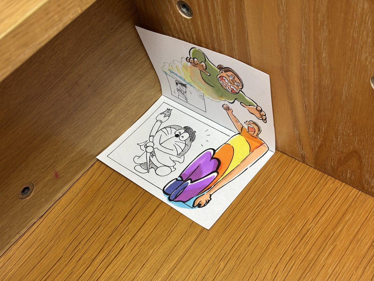 ドラえもんトリックアート(62)　描き方🍀

Youtubeで公開されていたシーン♪

あいみょんさんの挿入歌に合わせて、
セリフがない中でこんなにもキャラクターを生き生きと表現しているドラえもんのアニメーションは本当に凄いなと脱帽です…！👒

#映画ドラえもん