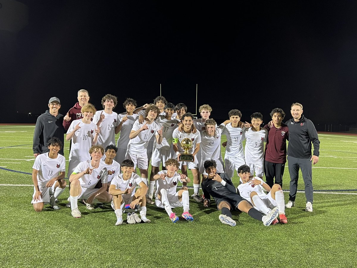 Coyotes_Soccer's tweet image. Coyotes win 2-1 over a very good Reedy squad. 

37’ Gibb (Kerr)
38’ Stewart (Rangel)
52’ Reedy

On to Round 2!!

@tascosoccer @ScoresTexas @LethalSoccer @SportsDayHS @50_50Pod @Coyotes_Ath @Friscoisdsports