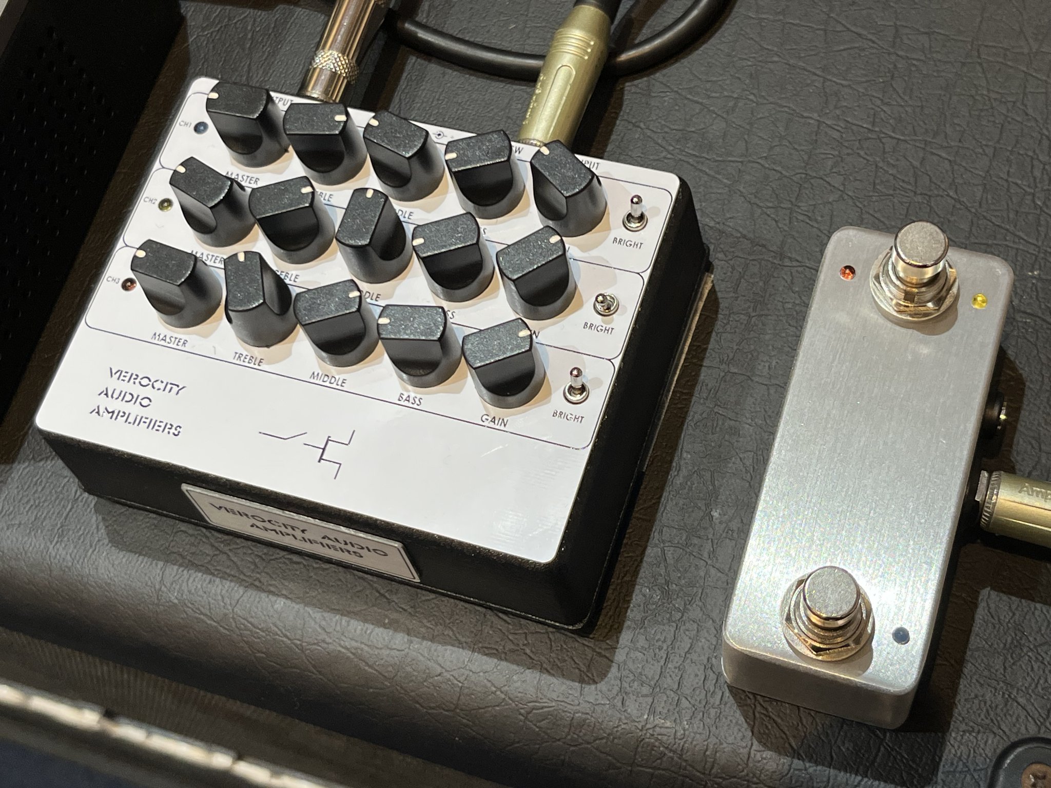 VeroCity 三plus 1ch（CAE 3+ 1ch） Amazon.co.jp: Verocity Effects Pedals / Three PLUS-1ch (CAE