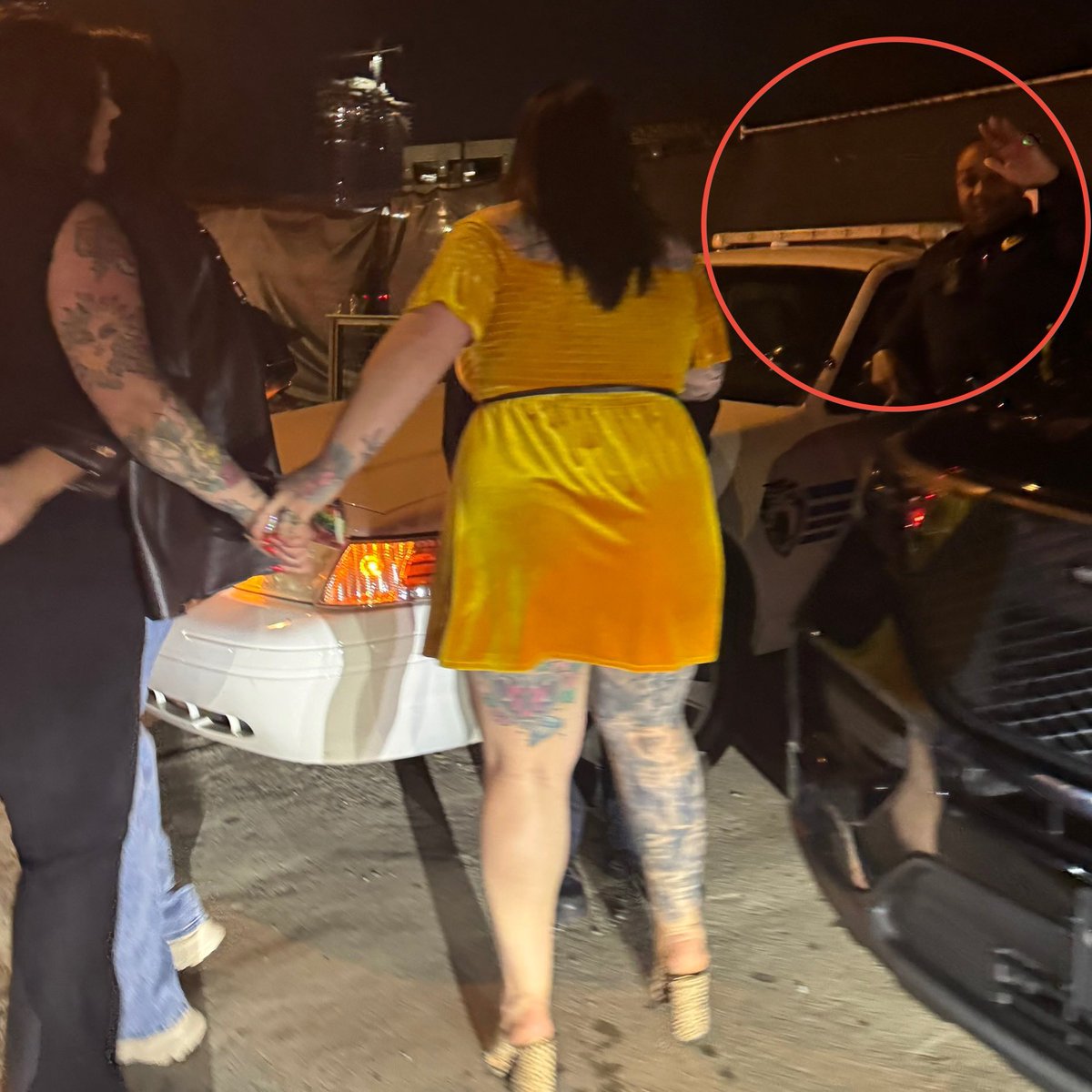 Bb20Hater's tweet photo. @AustinCWalker  @CMPD  @cmpdchief  Who is the CMPD clown police officer (off duty but in uniform) ignoring noise ordinance violation at Club Trio while chatting up girls and smoking cigars?  Hello, Internal Affairs!!! https://t.co/vYy7TZP30q