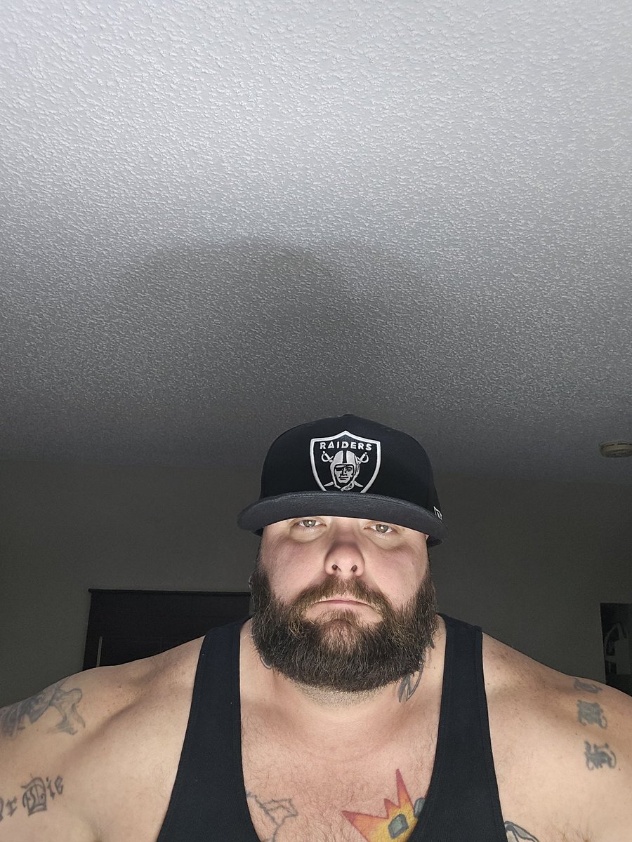 BootstrapBill16's tweet image. I'm 42 &amp;amp; single