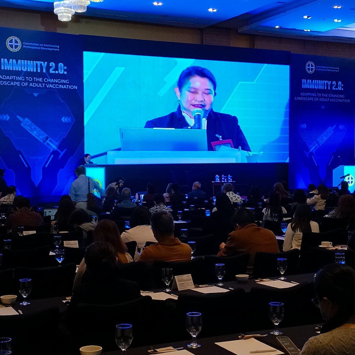 𝗛𝗔𝗣𝗣𝗘𝗡𝗜𝗡𝗚 𝗡𝗢𝗪 | The Philippine College of Physicians is hosting a vaccine summit called "IMMUNITY 2.0: Adapting to the Changing Landscape of Adult Vaccination" at the Crowne Plaza Manila Galleria.

#KaPCPeeps
#PhilippineCollegeOfPhysicians