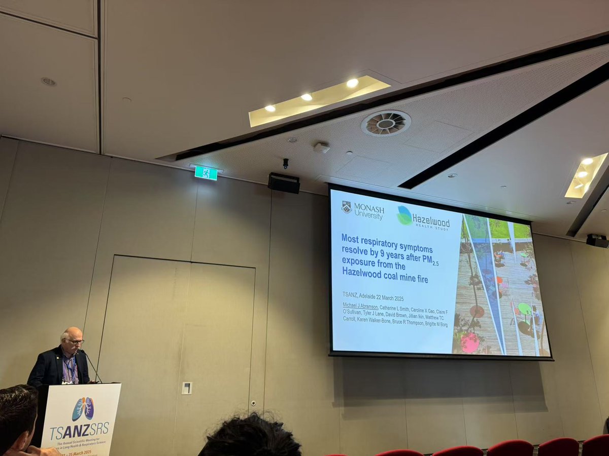 #tsanzsrs2025

Now at the Occupational &amp; Environmental Lung Disease / Population Health session, Emeritus Prof Michael Abramson is presenting "Respiratory symptoms either resolve or persist 9 years after PM2.5 exposure from the Hazelwood coal mine fire."