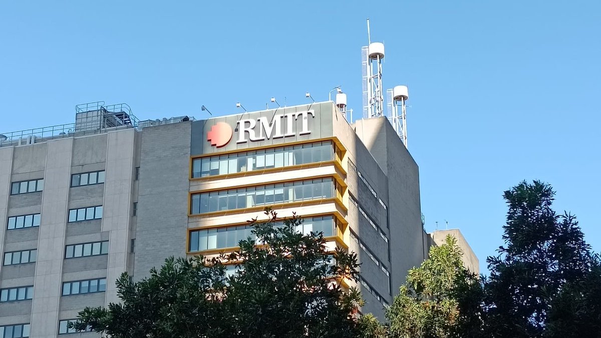 Juan Pablo Cavalieri (@juanpablocaval3) on Twitter photo I am happy to announce that I have finished all the inductions as part of my research stay in <a href="/RMIT/">RMIT University</a>, where I will spend the next few months.
Special thanks to <a href="/rediprogram/">@REDIprogram</a> and my supervisors for this opportunity (<a href="/WeAreNanoUp/">NanoUp - Maspoch Group</a> & <a href="/leslieyeo/">Leslie Yeo</a>)! I am happy to announce that I have finished all the inductions as part of my research stay in <a href="/RMIT/">RMIT University</a>, where I will spend the next few months.
Special thanks to <a href="/rediprogram/">@REDIprogram</a> and my supervisors for this opportunity (<a href="/WeAreNanoUp/">NanoUp - Maspoch Group</a> & <a href="/leslieyeo/">Leslie Yeo</a>)!