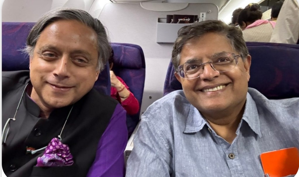 artanupam's tweet image. A selfie of Shashi Tharoor with BJP's Baijayant Jay Panda sparked speculation on social media. Panda joked they were headed the same way, but Tharoor clarified it was just to #Bhubaneswar for the #Kalinga LitFest. #ShashiTharoor #JayPanda #KalingaLitFest