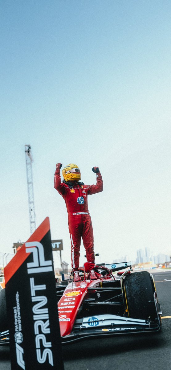 F1WallpaperHQ's tweet photo. 🥇 Lewis Hamilton | #F1Sprint Win | Phone Wallpapers 📱

@LewisHamilton | #ChineseGP 🇨🇳 https://t.co/BearNAbUVj
