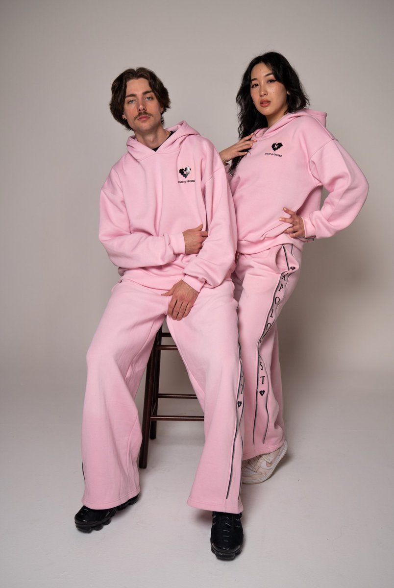 xpologist's tweet photo. The NEW Xpologist Zip-Line Sweatsuit ❤️‍🔥

Use code #Xpand&amp;Become for 20% OFF

Visit https://t.co/cWEVMFefR7 for more 🌐

#Crypto #severance #JHOPE #BBB25 #Sokaga #Trending #live #Nowruz https://t.co/VVKwImj21f