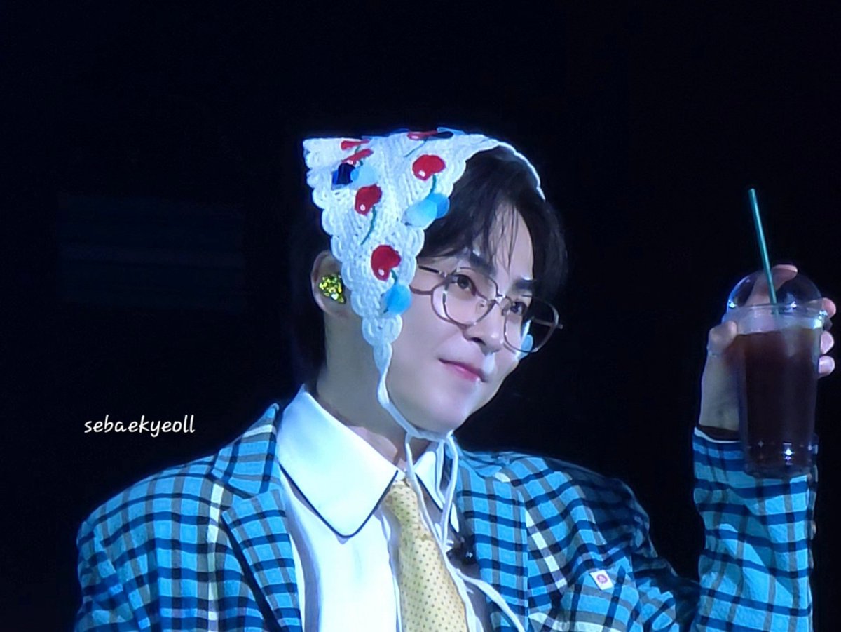 sebaekyeoll's tweet photo. he's such a cutie pie 🩵
#XTimes_Seoul
#시우민팬콘서트_XTimes https://t.co/08jt2F9xR2