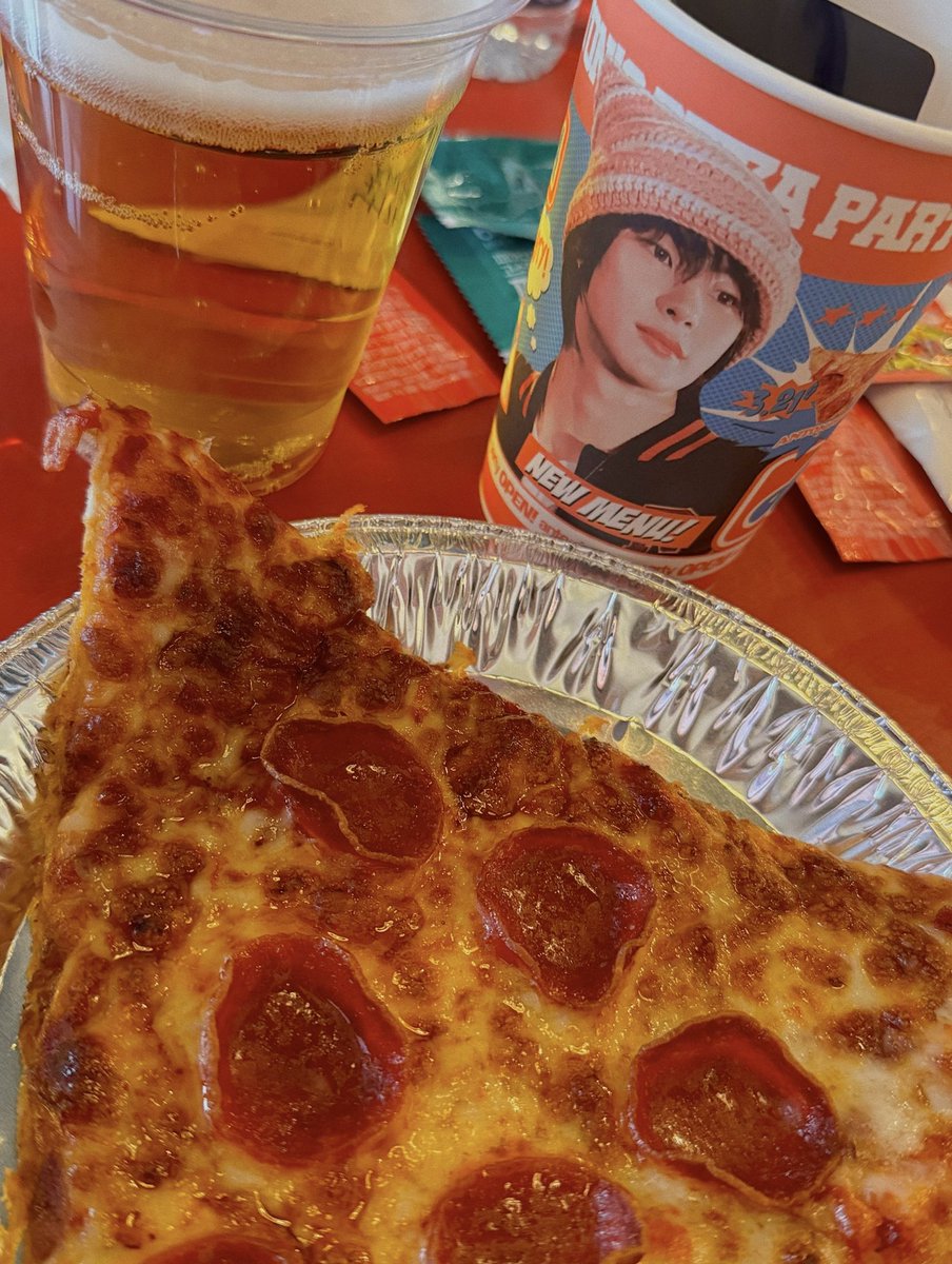 피자가 너무 맛있어요🍕🍕🍕🍕

 #Eat_pizza_with_itboy