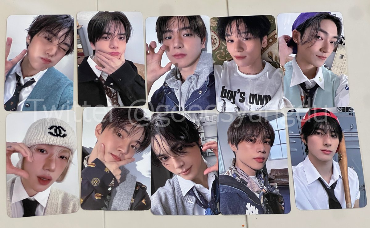 goodsyangdu's tweet photo. WTS Sell THE BOYZ  Everline 덥즈서클 ver. 
POB &amp; album 

POB OT 11 = 2.5 
POB OT 11 + album 11 = 3.5 

https://t.co/yPTmXTa3MB
Or DM 

⭕️on hand

더보이즈 Jacob younghoon Hyunjae juyeon Kevin new q haknyeon sunwoo Eric unexpected vvv https://t.co/5y3LeTlUPN