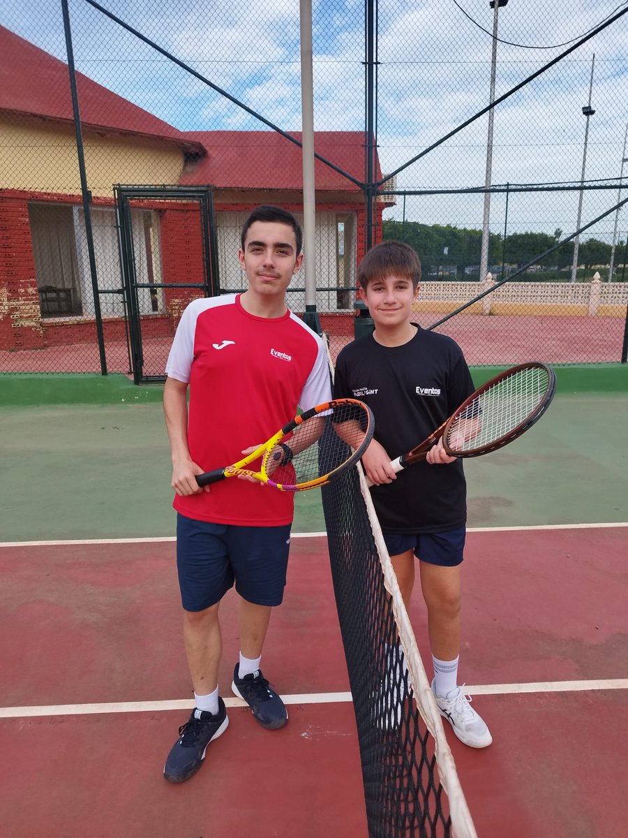 Enhorabuena a los campeones del Torneo de Tenis Multisport Melilla

Alevín masculino
🥇 Nael Hach
🥈 Leo Limón

Júnior masculino
🥇 Pablo Gómez
🥈 Abel Cordero

Júnior femenino
🥇 Clara Cholbi
🥈 Ariadna Ávila

Alevín femenino
🥇 Zaira Hach

#MelillaDeporte 

@eventosmelilla