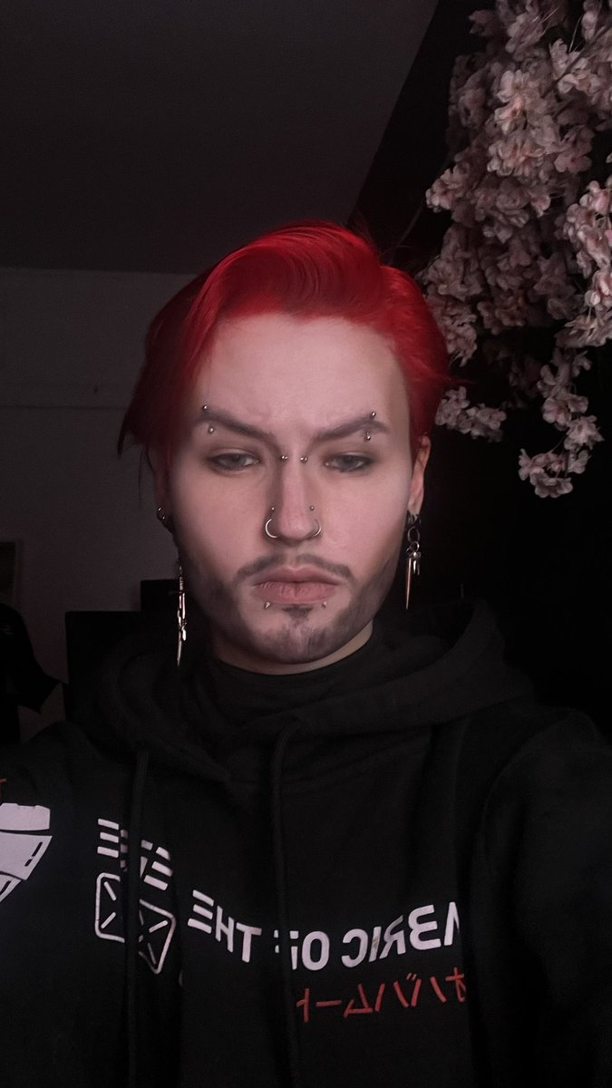ProbablyGhostie's tweet photo. Bbnocosplay except I don’t have a wig that works for him and I’m not gonna dye my hair (with normal pic of me for comparison) https://t.co/4VoRN6hiwH