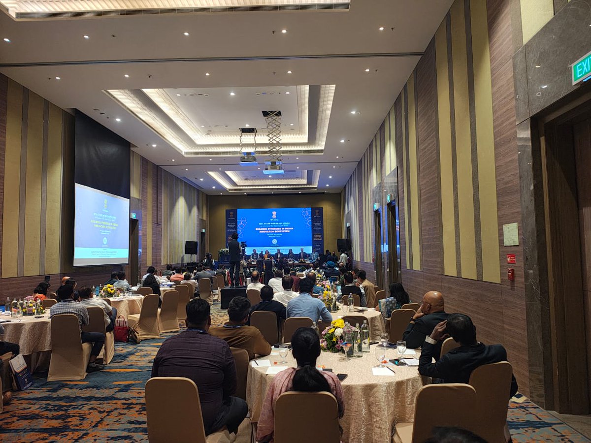 InfoGujcost's tweet image. India’s #Innovation footprint is spreading globally day by day, strengthening the national economy and providing unique opportunities to grow and prosper.

 The #NationalWorkshop on Building Synergies in the Indian Innovation Ecosystem was organized by @NITIAayog at #GIFTCity,
