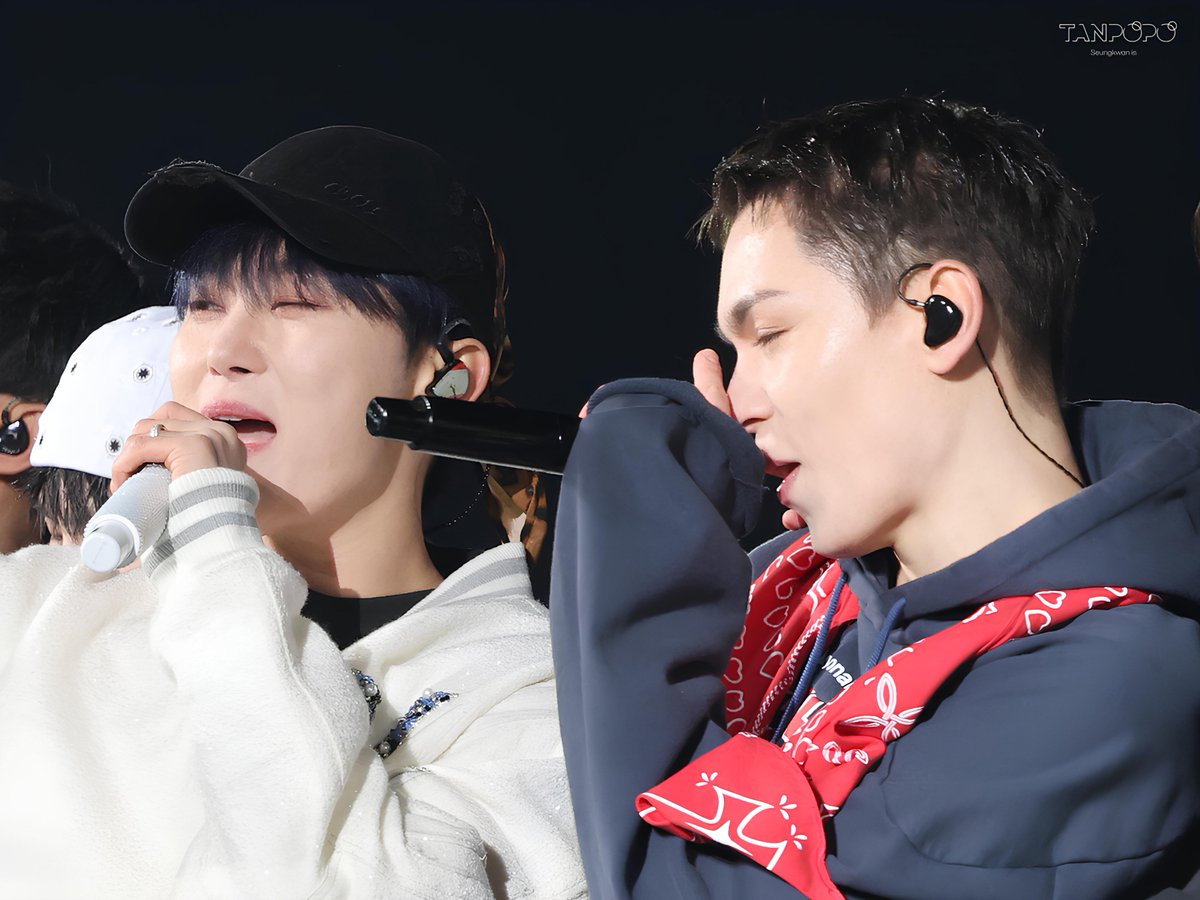 250320 캐럿랜드 CARAT LAND

baby 쇼콜라보다 더 달콤달콤해🍫

#부승관 #승관 #세븐틴 #seventeen #SEUNGKWAN #スングァン #夫胜宽