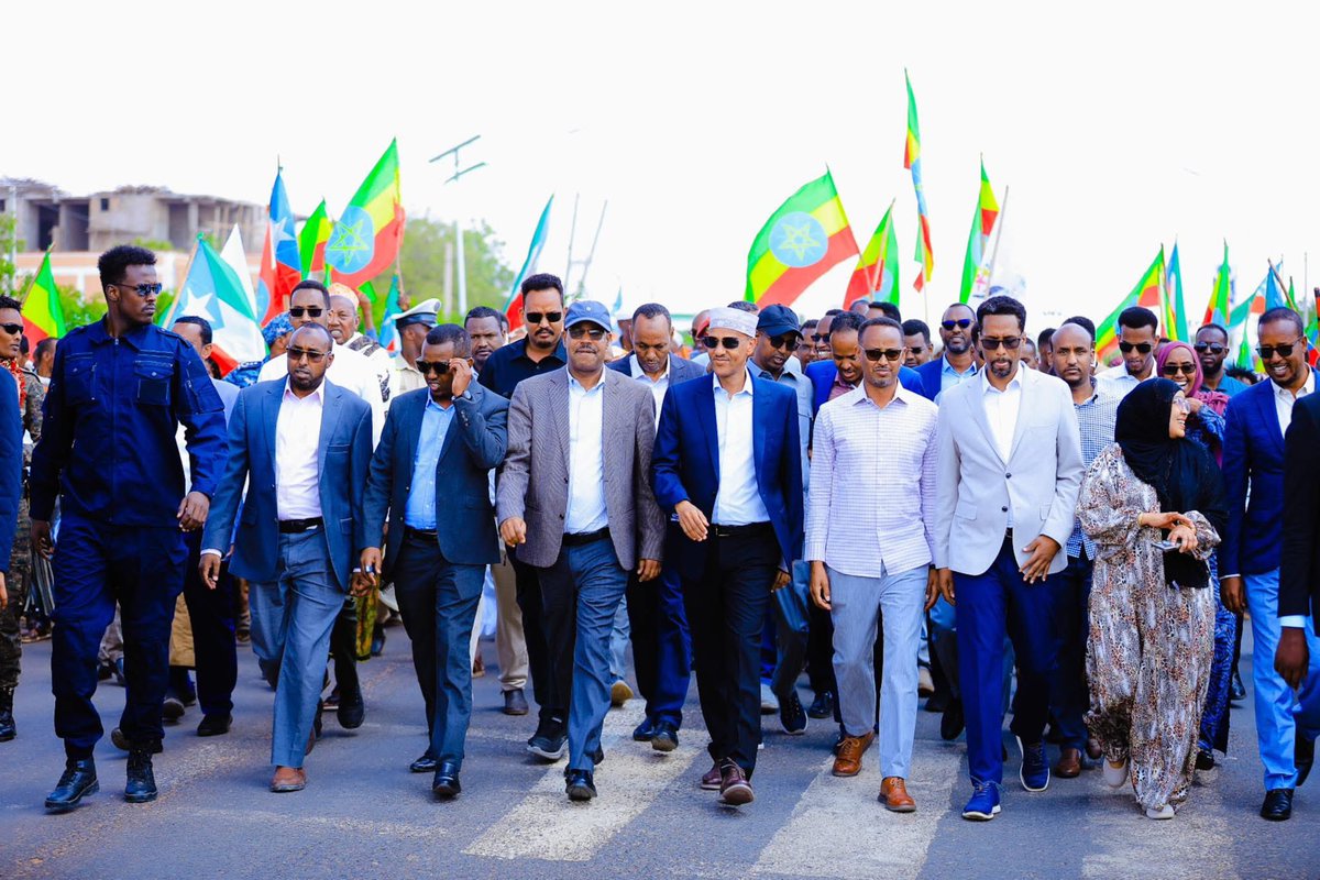 SRSPresident_'s tweet photo. A delegation led by His Excellency President @Mustafe_M_Omer was warmly welcomed in Dagahbur, Jarar zone. https://t.co/PBLvHlIEjY
