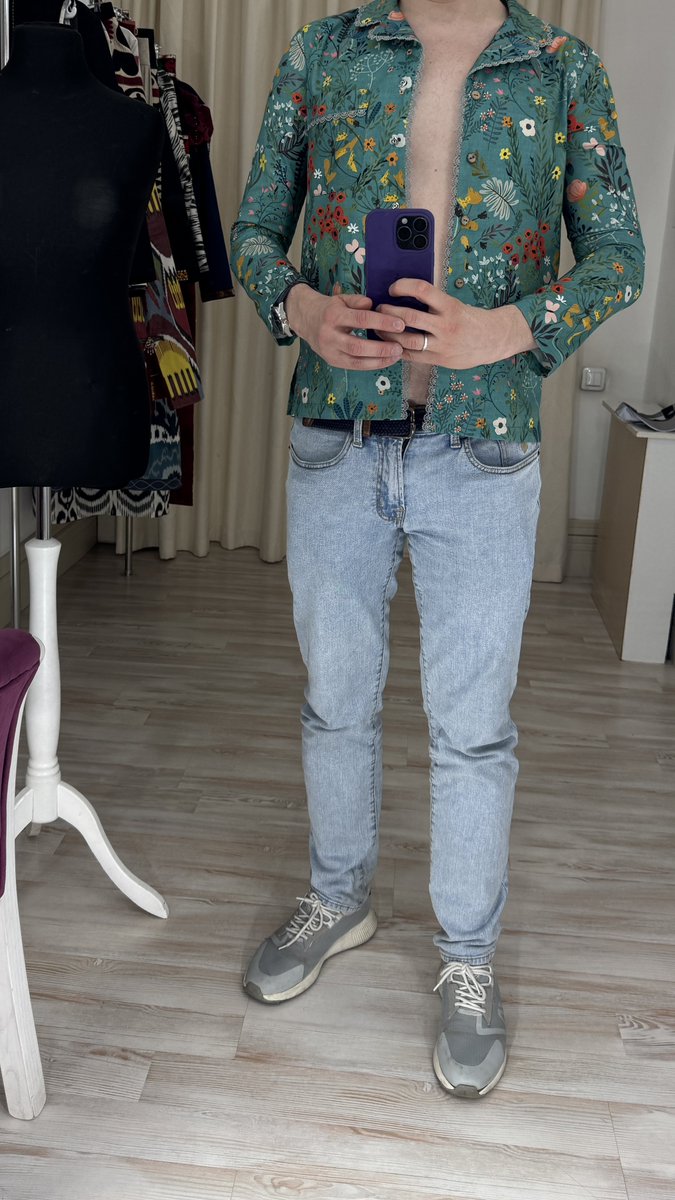 Ходили с бойфрендом выбирать подарок жене, в итоге купил дочери