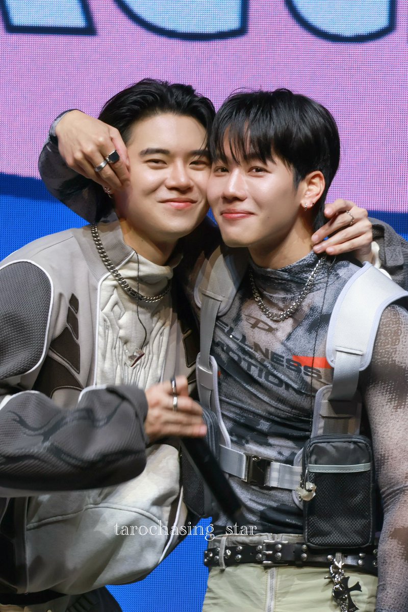 tarochasingstar's tweet photo. So lovely 🥰 

#YinwarFMinHK
#yinyin_anw #warwanarat 
@yinyin_anw @warwanarat https://t.co/xsouWP5AZw
