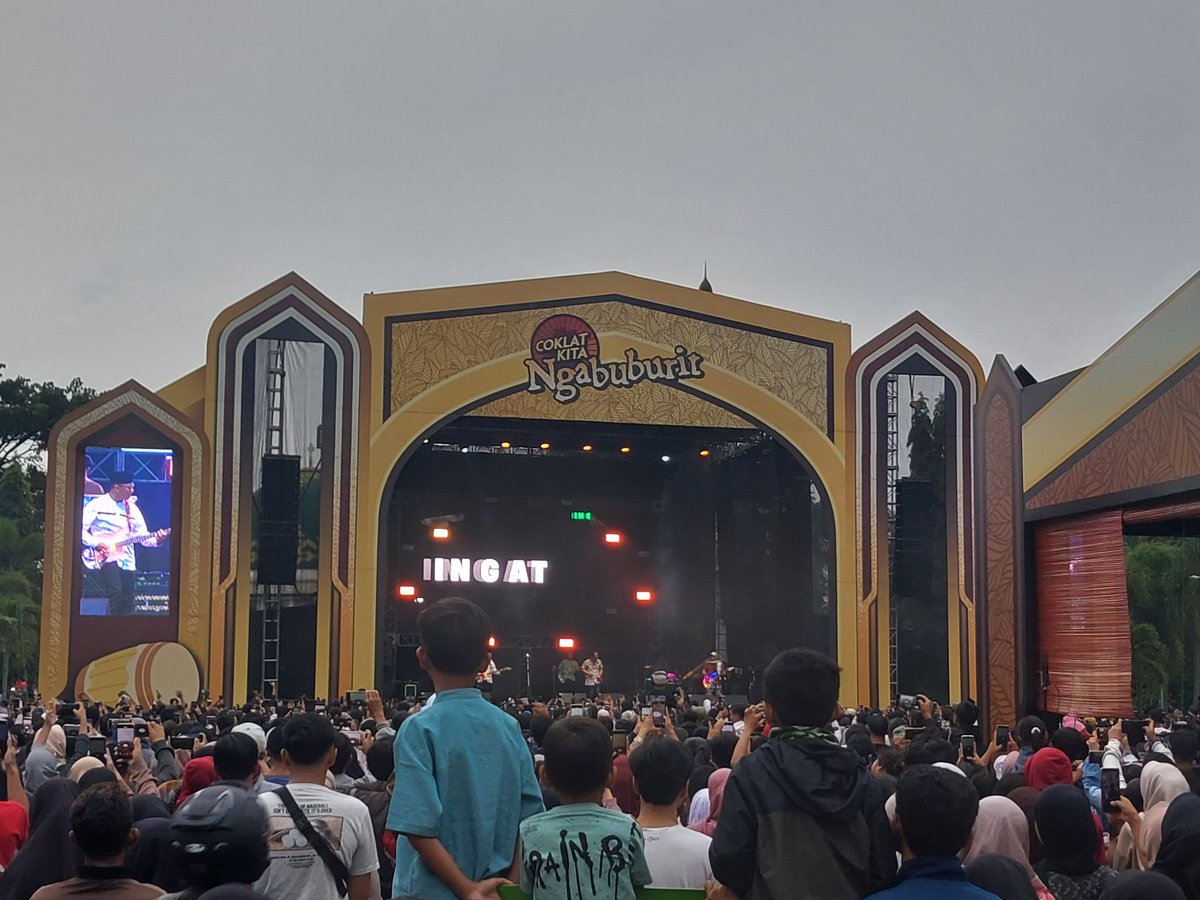 jalololoe's tweet image. Aaaaaaaa Apoy-kun!!!

#Konsanto #WaliBand #IngatMati #CiamisPride