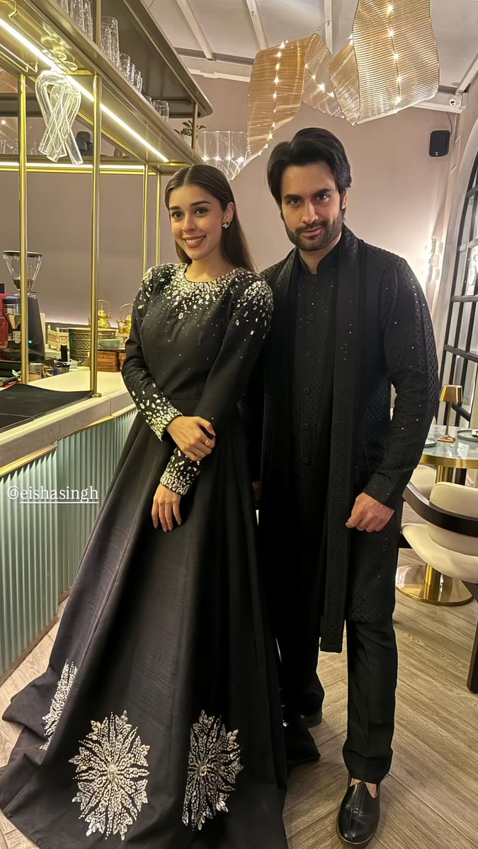 Ruhani Reunion 🫶

<a href="/VivianDsena01/">Vivian Dsena</a> 

#VivianDsena𓃵 #Ruhani #SirfTum