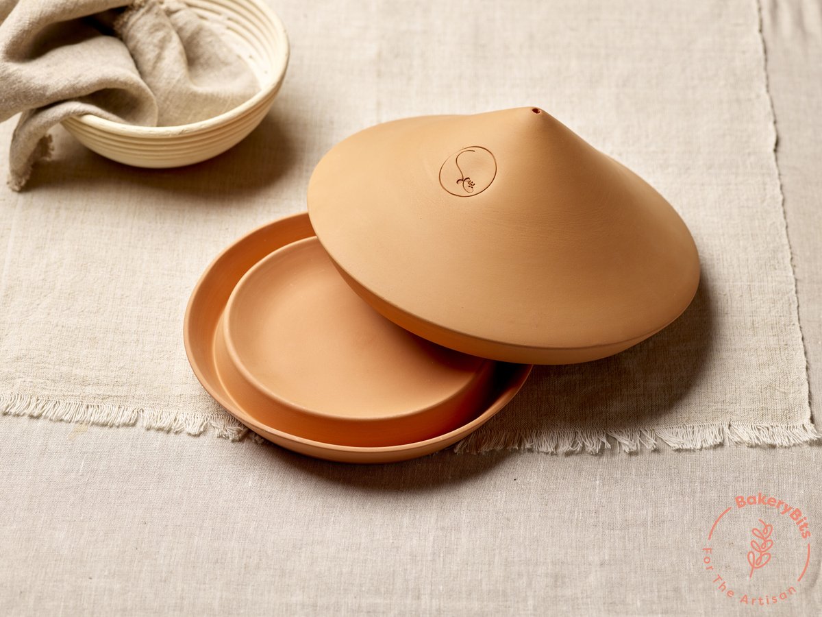 Spring is here and so is the Spring oven! 
Enjoy the warmer days (hopefully) and the lighter evenings!
Combining timeless craftsmanship, tradition, and award-winning design - they truly are a piece of beauty. 

#Springoven #Spring #BakeryBits #breadmaking #homemade #artisanbread