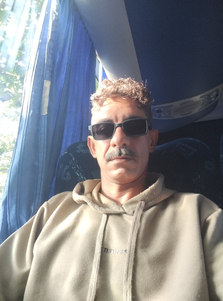 Kituteiro's tweet photo. Assustei com o cabelo iluminado. 
Partiu fazer sem "pensar" muito...
Só aproveitar a oportunidade de fazer algo diferente... https://t.co/OH2qcg8ZRv