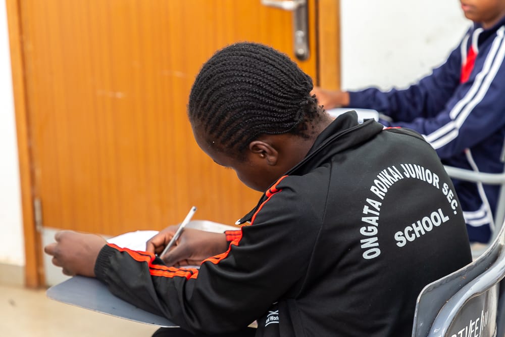 Krcs_NRbBranch's tweet photo. #FirstAidCompetition has commenced with a theory exam.Huku mambo yamechemka.
It is a race against time!
All the best to the participants. https://t.co/pdzqYEHUEK