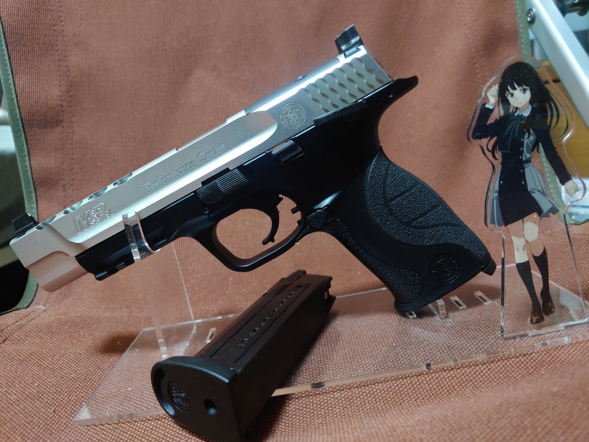 東京マルイSmith & Wesson たきなの銃 リコリコ」たきなの銃が発売決定！ 東京マルイブースにて千束の銃と