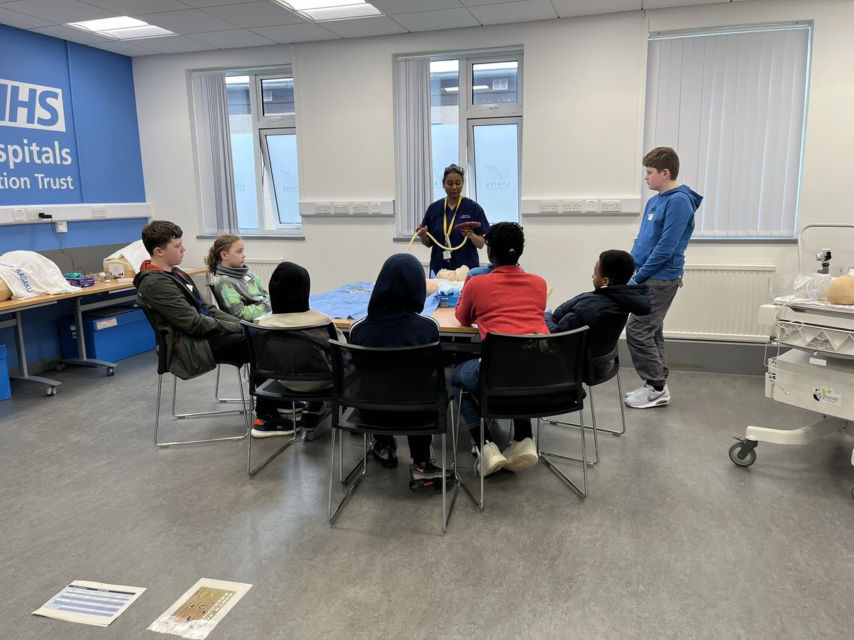 Great atmosphere as View Medicine is underway for 11 and 12 year olds, learning about surgical skills, paediatrics and obstetrics, Neurology and CPR skills @southtees <a href="/STRIVEacademic/">STRIVE Academic Centre</a> <a href="/JennieWinnard/">Jennie</a>