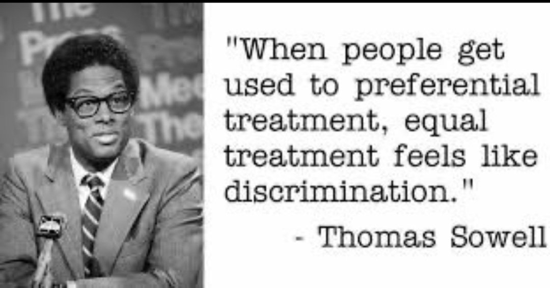 LuckyjoeN's tweet photo. @tumisole #RacismMustFall 🤧👎🏽 https://t.co/PLsu7IRkd6