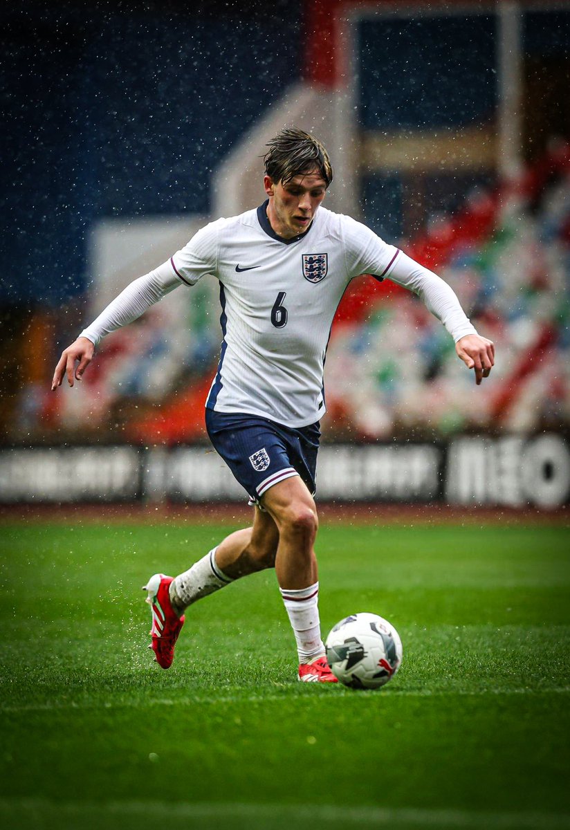 Sydiepeck8's tweet photo. Always an honour 🏴󠁧󠁢󠁥󠁮󠁧󠁿 https://t.co/4W40IAL5Kj