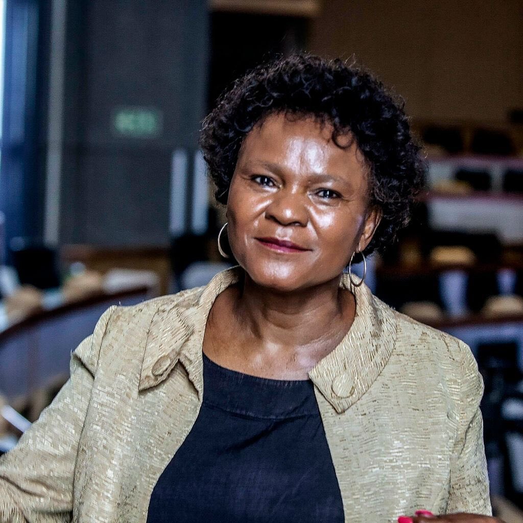 LeratoPillayZAR's tweet photo. Ms Yakhe Khwinana a Victim of LAND INVADERS WHO ARE POLITICALLY CONNECTED 👇
I don’t usually comment on social media, even when posts are about me, but I can’t stay silent or sleep knowing an innocent woman is in prison for defending her property and land. Her name is Yakhe Kwinana. Her reputation has been unfairly tarnished, and her character assassinated. Many judge her without knowing the facts. Let me set the record straight and dispel the lies surrounding her case.

Mrs. Yakhe Kwinana owns a farm (has a title deed)  near East London Airport in the Bhongweni area. Her land was illegally invaded. She sought help from the police and municipality, but they told her it’s private land, so she had to handle it herself. She followed every legal step—going to court, securing court orders, and obtaining eviction orders. She sent the sheriff multiple times, but the invaders refused to leave. Worse, she couldn’t even step onto her own farm without being threatened, chased off with pangas and guns by these illegal occupants.

That’s when she approached me. She hired my security company to accompany and protect her while she assessed the situation on her farm. As expected, the invaders tried their usual intimidation tactics. They blew a whistle, and within minutes, a mob surrounded us, demanding we leave. My team dealt with them and secured the land. Afterward, Mrs. Kwinana held meetings with the invaders, explaining they needed to vacate her property. They refused—despite being in violation of court and eviction orders.

These invaders then turned the tables, filing harassment cases against her in court. She won every single case, and the courts repeatedly ordered them to leave her land. Yet they stayed. Some have built permanent structures—shacks, block of flats, even renting out spaces to foreigners for spaza shops or accommodations for workers from outside East London. They’ve illegally tapped into her water and electricity, services she pays for, along with rates and taxes.

Mrs. Kwinana isn’t alone. Other Black women in the area have lost their land to invaders without government support. Some are still fighting. Among the invaders are senior police officers, politicians, and government officials who use their influence to overpower landowners like her. That’s why she’s been arrested. Some invaders even offered to pay her rent while negotiating with the government to buy the land for them. This is where the “extortion” label comes from.

This raises questions that trouble me: What’s the difference between rent and extortion? Is rent extortion? Are salaries, wages, allowances, or levies extortion? If you buy a property with tenants and charge rent instead of evicting them, is that extortion? I need clarity.

The invaders operate like a syndicate. They invade a farm, sell plots for up to R100,000, defrauding other Black people. Once the land is fully occupied, they move to the next. These syndicates are known to the police and government, yet no one stops them. That’s why land invasions persist in East London. Invaders believe they’re entitled to your land, dragging cases until you give up, before grabbing another persons land.

Author: Mr S Mtshala