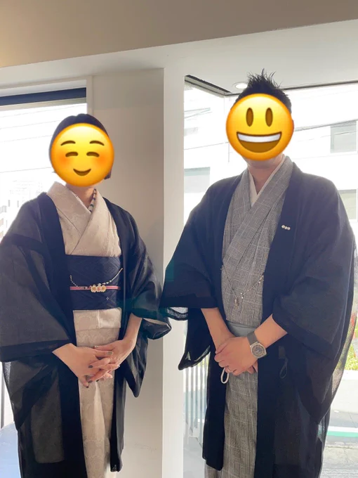 【今日の着物】春っぽい着物着よう!と思って薄いピンク色のお召しです。帯揚と帯締もピンクを挿し色にしました。帯留は今つけずにいつつけるのだ?!という桜のやつを。帯と羽織を黒地にしたので、今日は甘辛ミックスコーデですしかし今日は袷だと暑いくらい暖かかった… 