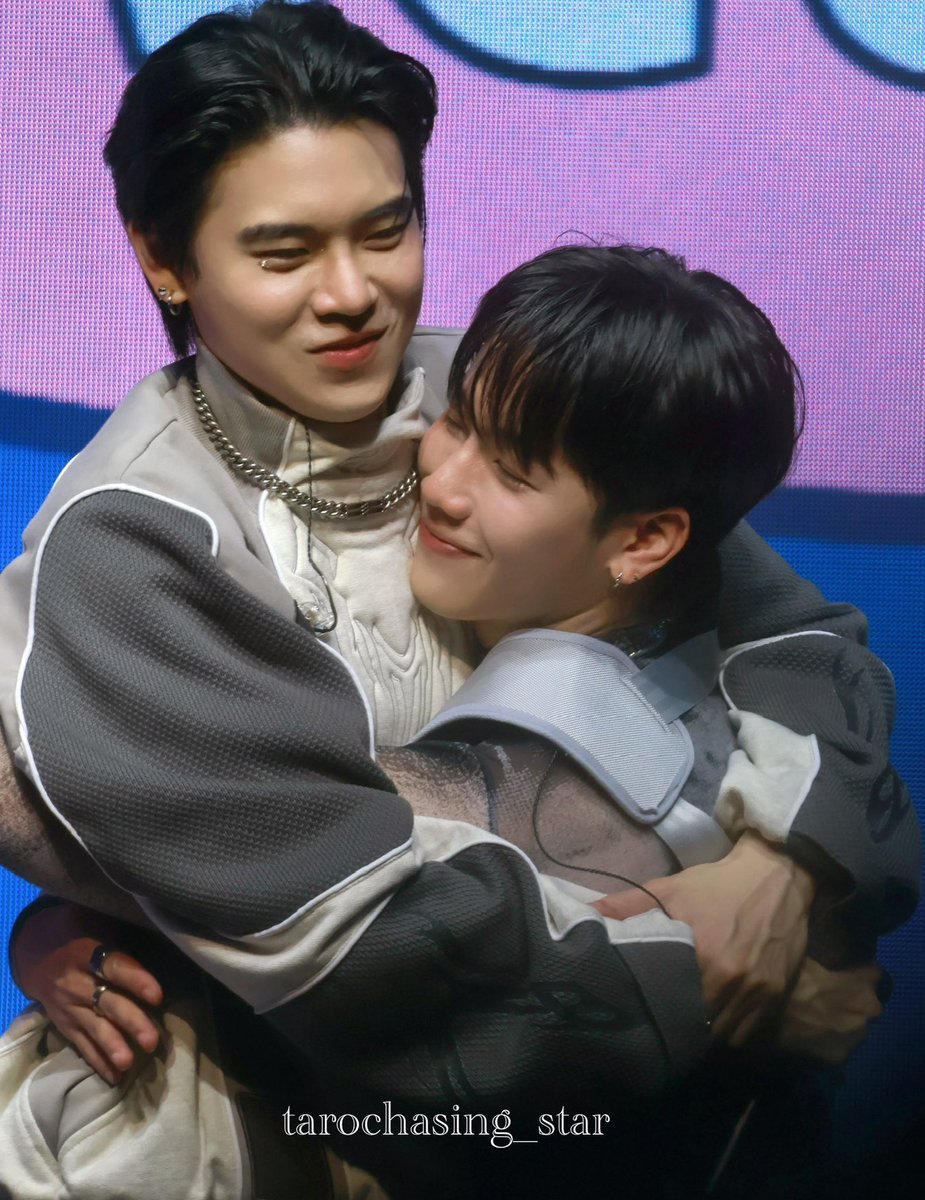 YWBTSrealm's tweet photo. You, me, the universe….. 
We are all third  wheels…. 

#onlythem 

#YinWarFMinHK
FM YINWAR IN HONGKONG 
#หยิ่นวอร์ #วอร์วนรัตน์ #หยิ่นอานันท์ #yinwar #warwanarat #yinyin_anw https://t.co/8r7T4qz2d0