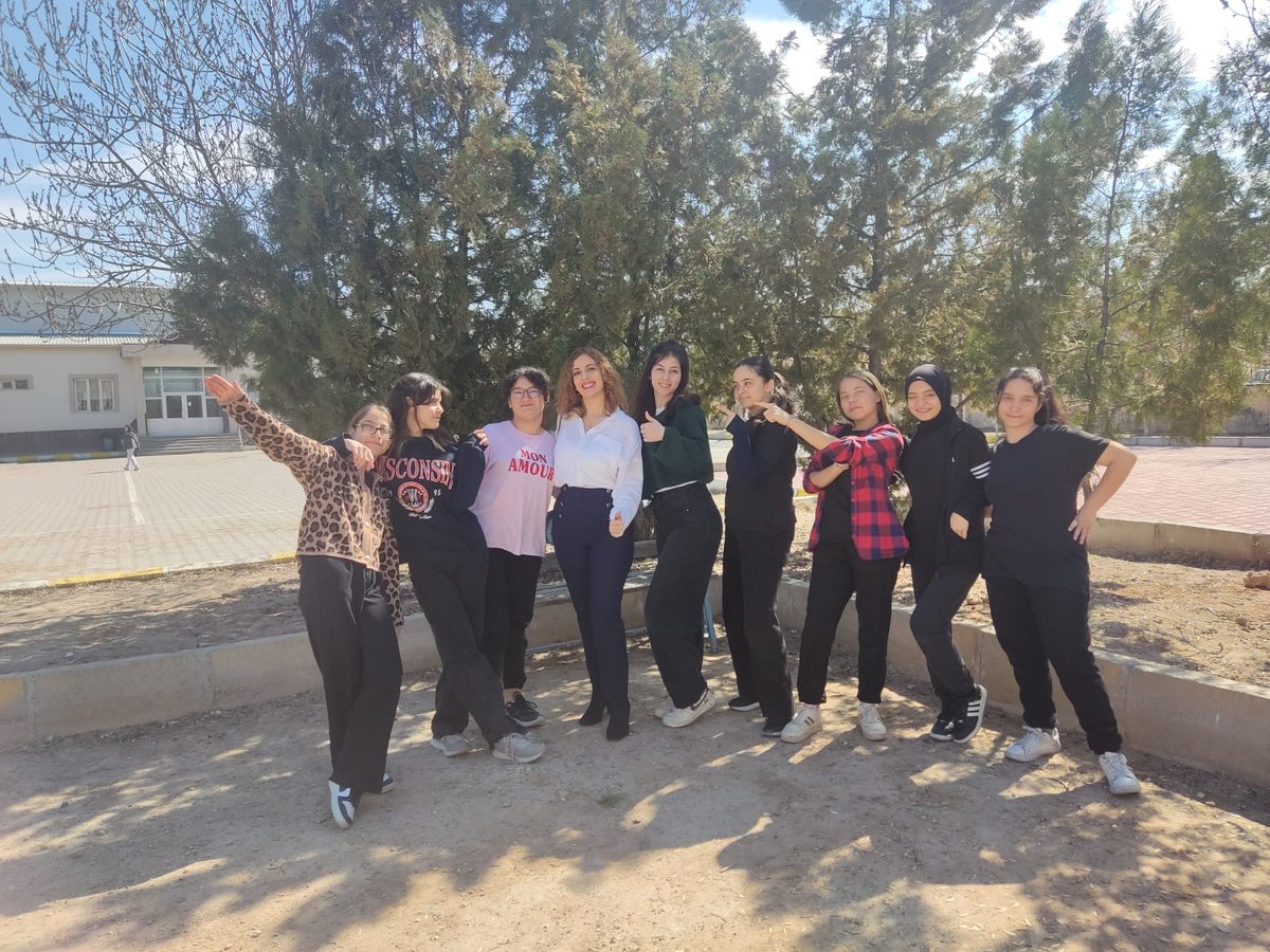 Öğrencilerimle Mayıs ayında sergileyecegimiz Çocuk tiyatromuzun ve animasyon ekibimin çalişmaları son hız devam ediyor❤️Avanos Kız Meslek Lisesi Çocuk Gelişimi bölümü🪷🌷