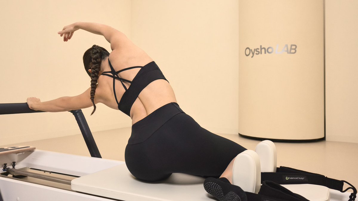 Essentials basics made to move:
Get ready for your next Reformer Pilates session with our new tops &amp; leggings. 

#oyshoi #oysholab