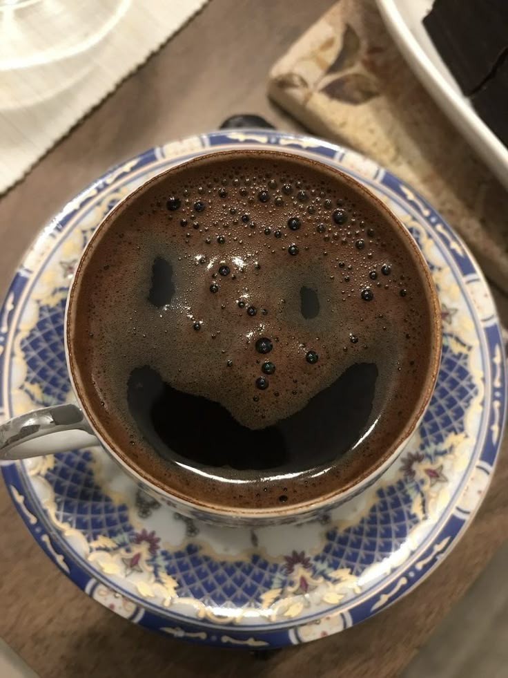 autumn girl tweet media